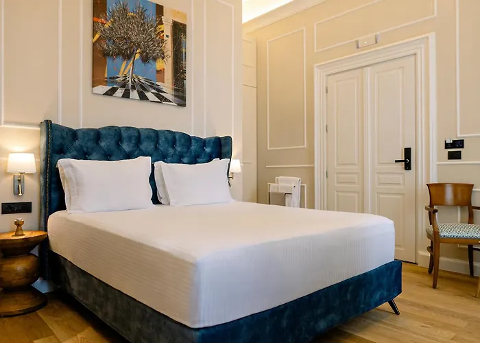 Curcumelli Luxury דירה